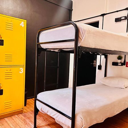 Hostel Mundo Joven Catedral مدينة مكسيكو المظهر الخارجي الصورة
