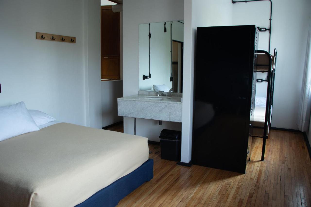 Hostel Mundo Joven Catedral مدينة مكسيكو المظهر الخارجي الصورة
