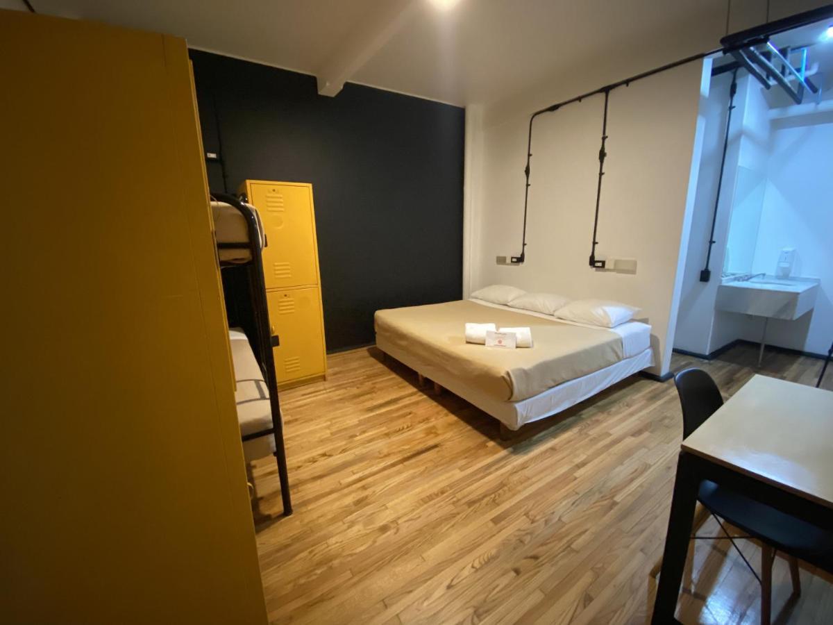 Hostel Mundo Joven Catedral مدينة مكسيكو المظهر الخارجي الصورة
