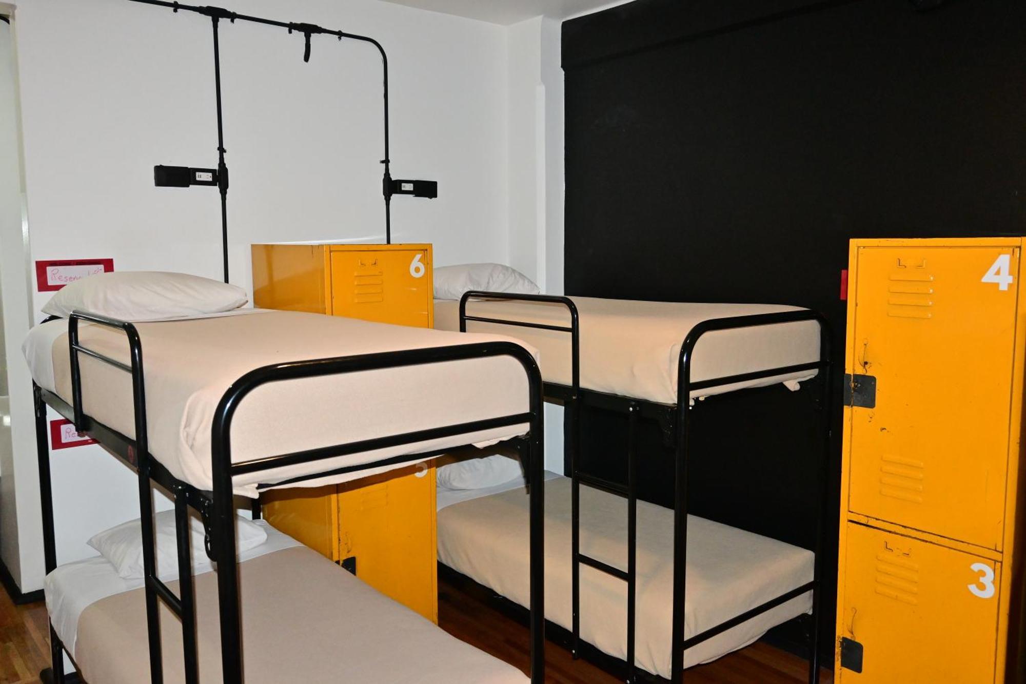 Hostel Mundo Joven Catedral مدينة مكسيكو المظهر الخارجي الصورة