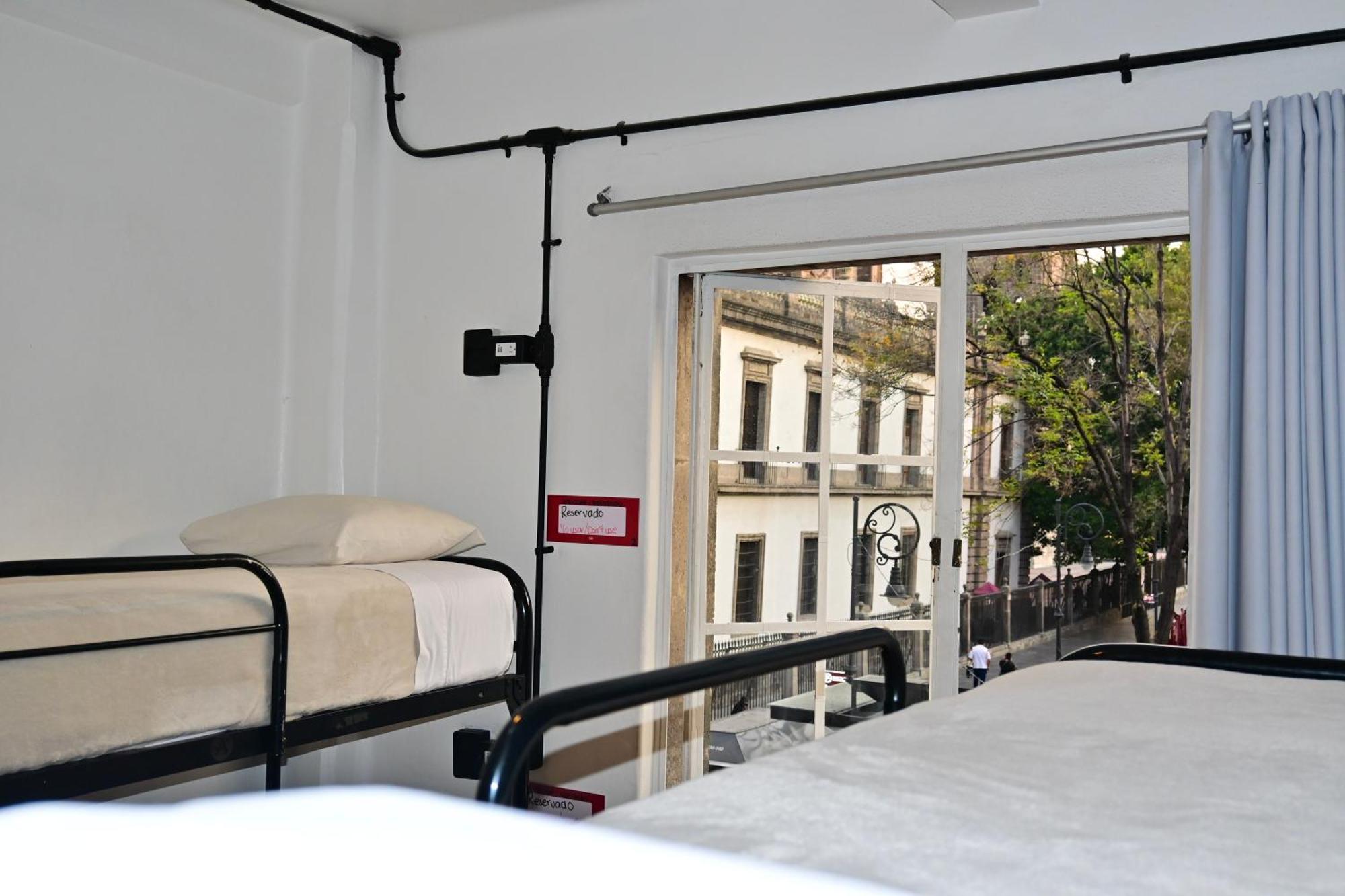 Hostel Mundo Joven Catedral مدينة مكسيكو المظهر الخارجي الصورة